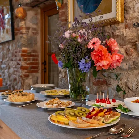 Badia Giulia Prestigious Historical B&B, Camaiore - Adults Only - No Pets-3